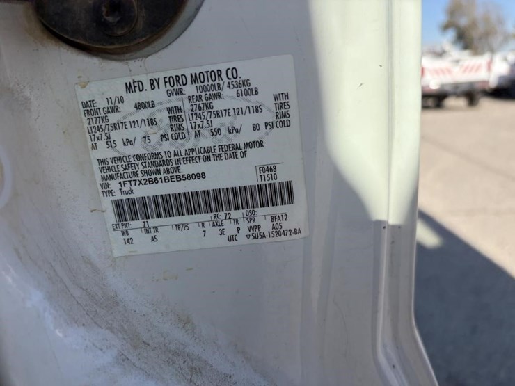 2011-ford-f250-image-17