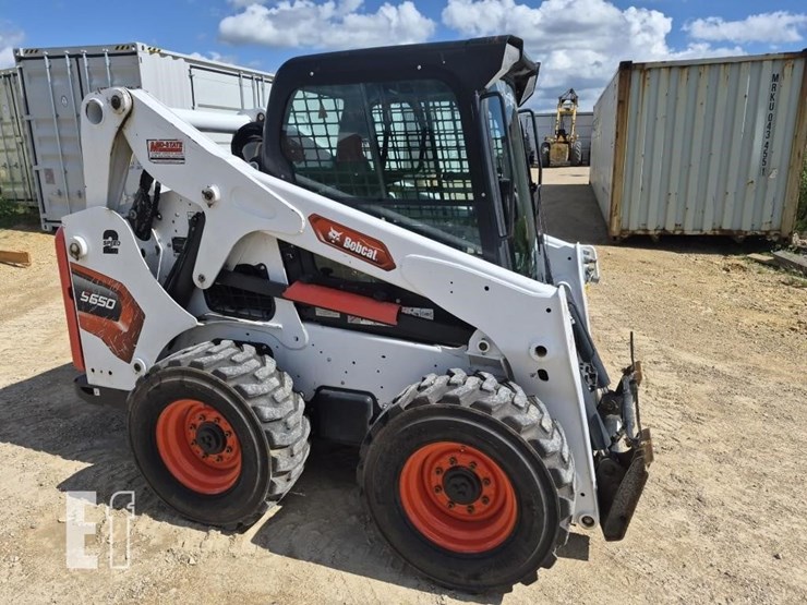 2024-bobcat-s650-image-8