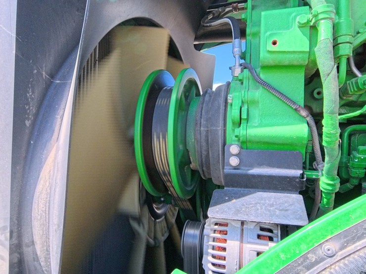 2022-john-deere-9520r-image-103