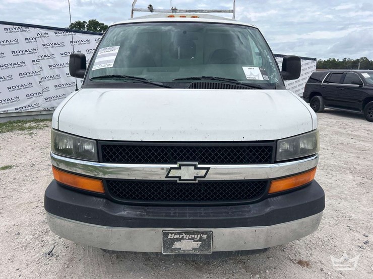 2006-chevrolet-express-knapheide-kuv-enclosed-service-van-image-27