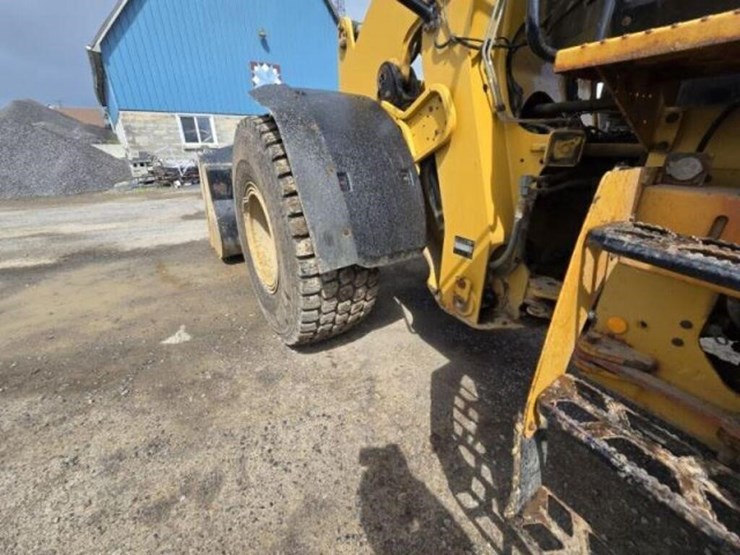 2016-caterpillar-938k-image-19