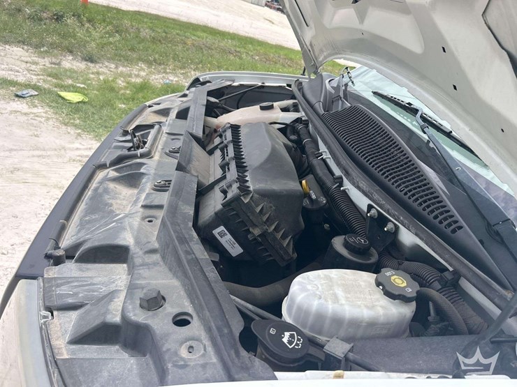 2019-gmc-savana-12ft.-reefer-box-truck-image-7