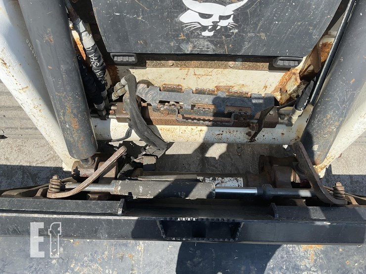 2020-bobcat-t76-image-12