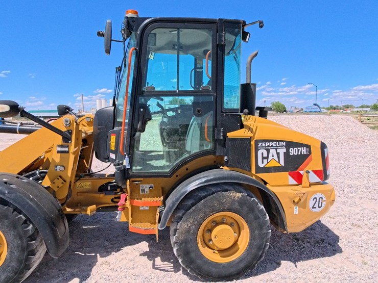 2014-caterpillar-907h2-image-20