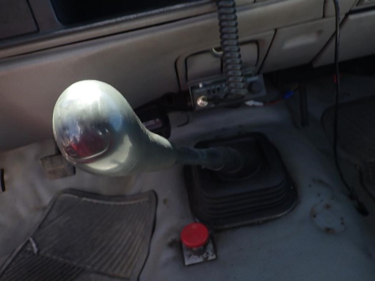 1997-gmc-sierra-3500-image-46