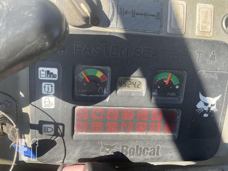 2012-bobcat-e35-image-15