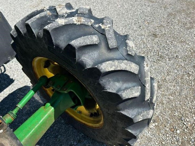 2016-john-deere-5085e-image-57