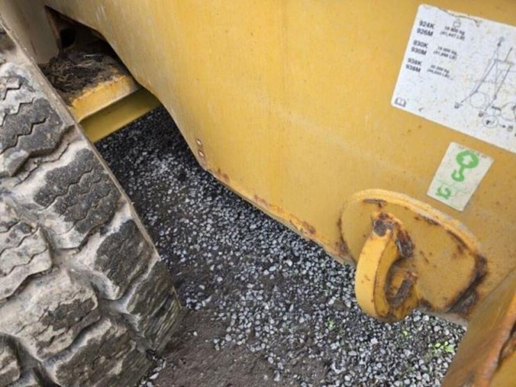 2016-caterpillar-938k-image-47