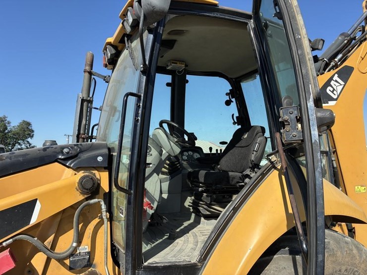 2014-caterpillar-430e-image-26
