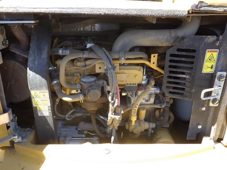 caterpillar-305e2-image-36