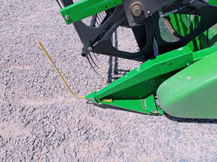 john-deere-630r-image-10