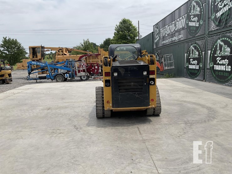 2018-caterpillar-239d-image-3