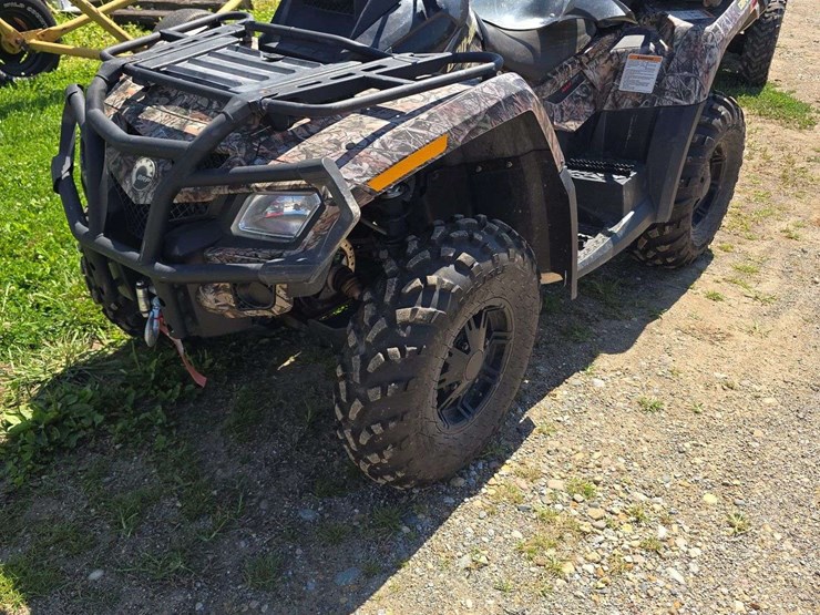 2011-can-am-500-v-twin-four-wheeler,-4wd,-5,149-miles,-brp-seat-add-on-and-storage,-needs-new-left-rear-boot,-other-then-that-good-four-wheeler-image-1