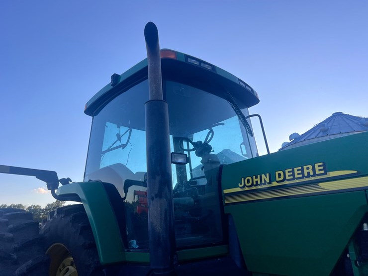 john-deere-8110-image-7