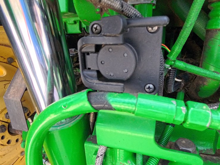 2011-john-deere-7530-premium-image-69