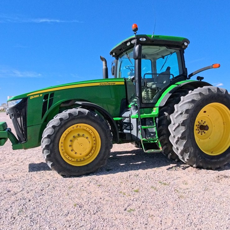 JOHN DEERE 8285R