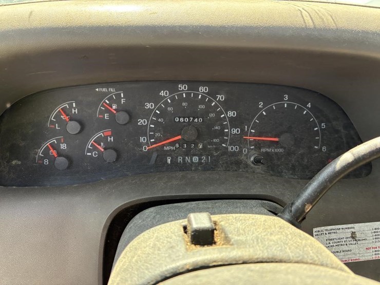 2001-ford-f250-image-13