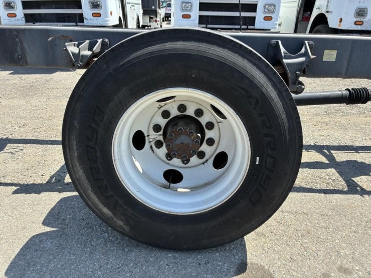 2015-ford-f650-image-5