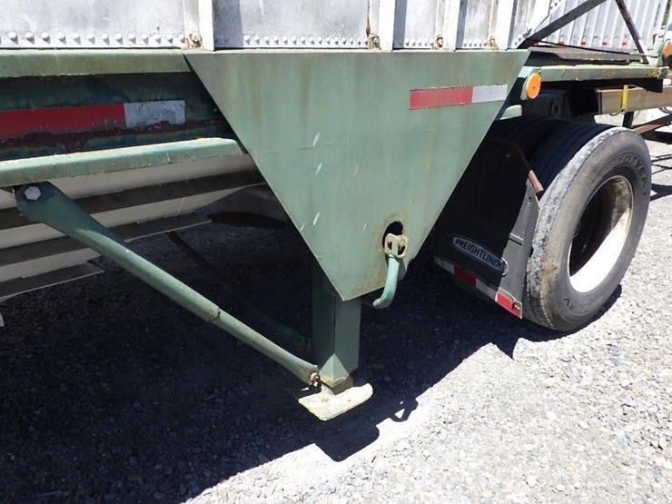 1982-axle-dump-trailer-image-35