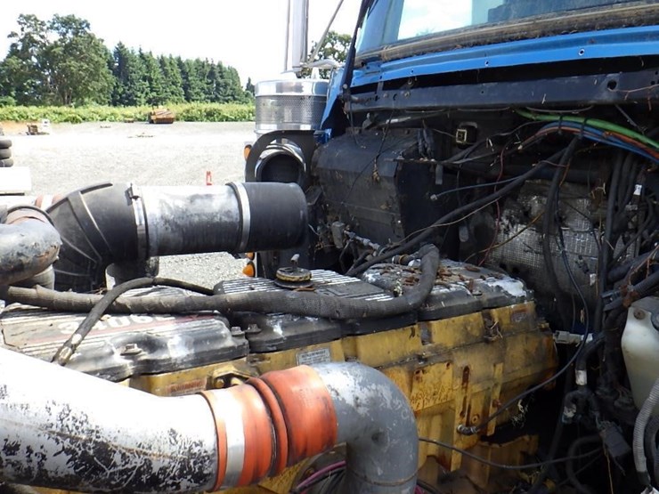 2000-kenworth-w900b-image-27