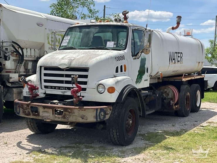 2002-sterling-l7500-image-1