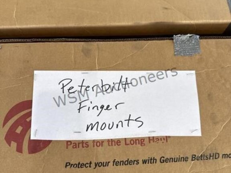 pallet-of-peterbilt-fender-mounts-image-3