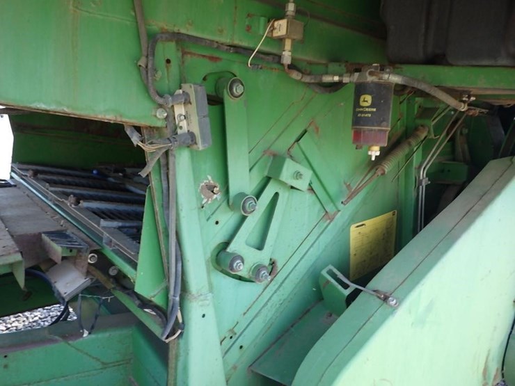 john-deere-9600-image-35