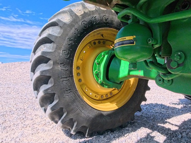 2011-john-deere-7530-premium-image-30