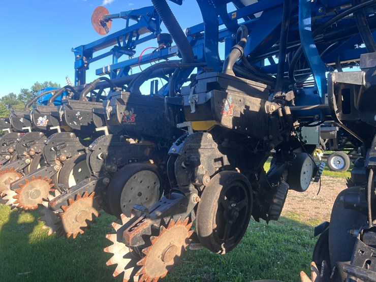 kinze-3600-image-29