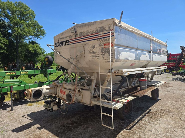 12-ton-adams-fertilizer-tender-on-running-gear,-used-last-fall,-hyd.-drive-controls,-2-compartments,-roll-tarp-image-5