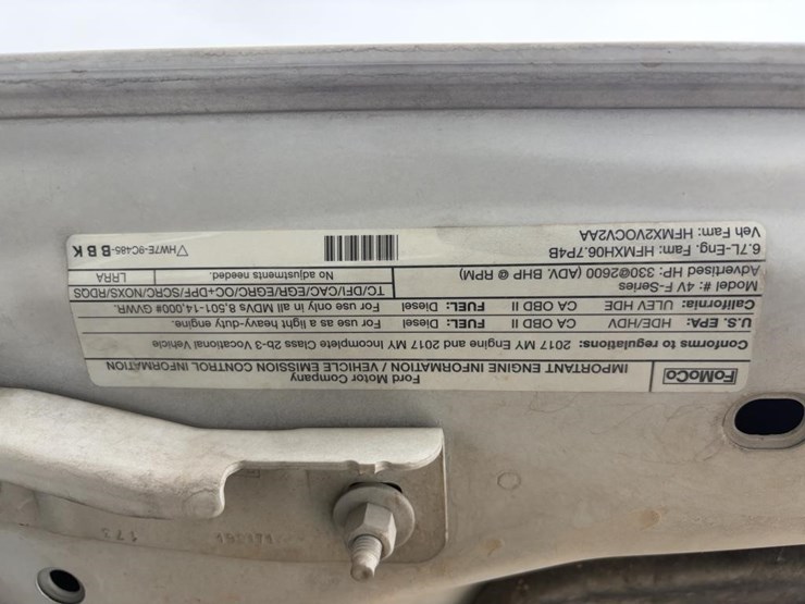 2017-ford-f350-xl-image-9