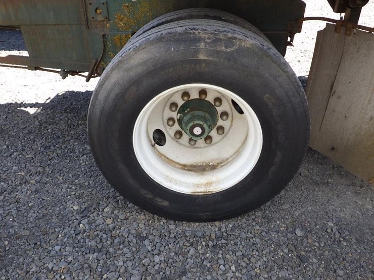 1982-axle-dump-trailer-image-29