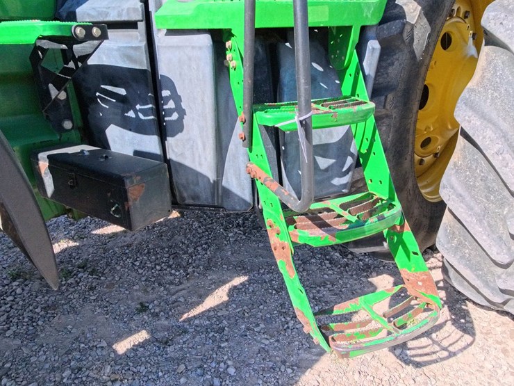 john-deere-8285r-image-19