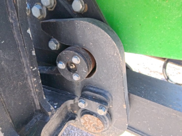2022-john-deere-9520r-image-98