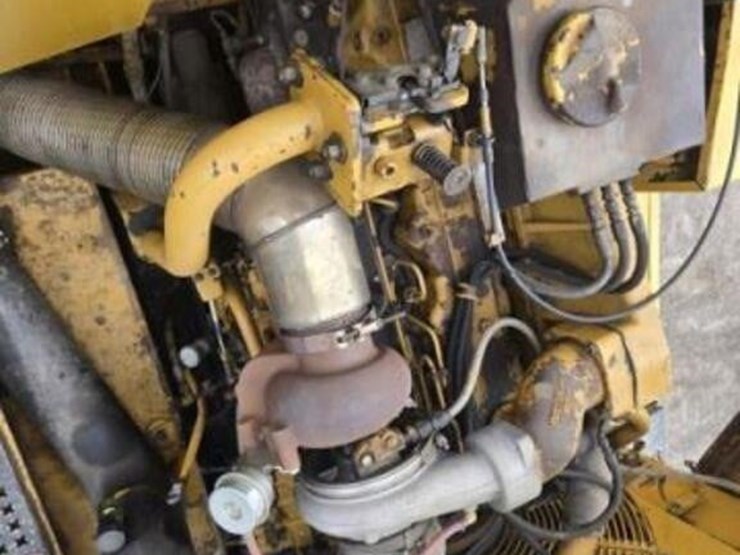 1996-caterpillar-d250e-image-56