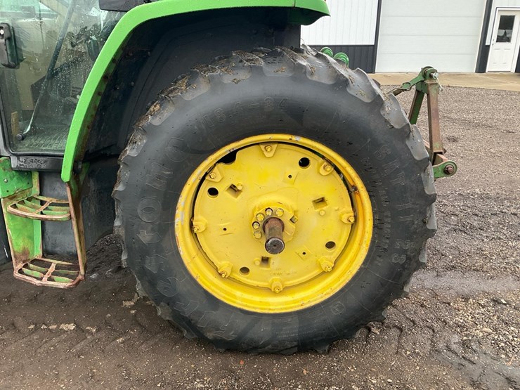 1993-john-deere-6300-image-10