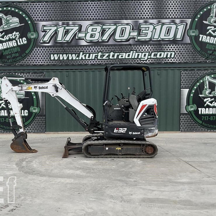 2019 BOBCAT E32i