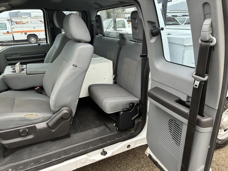 2014-ford-f250-image-13