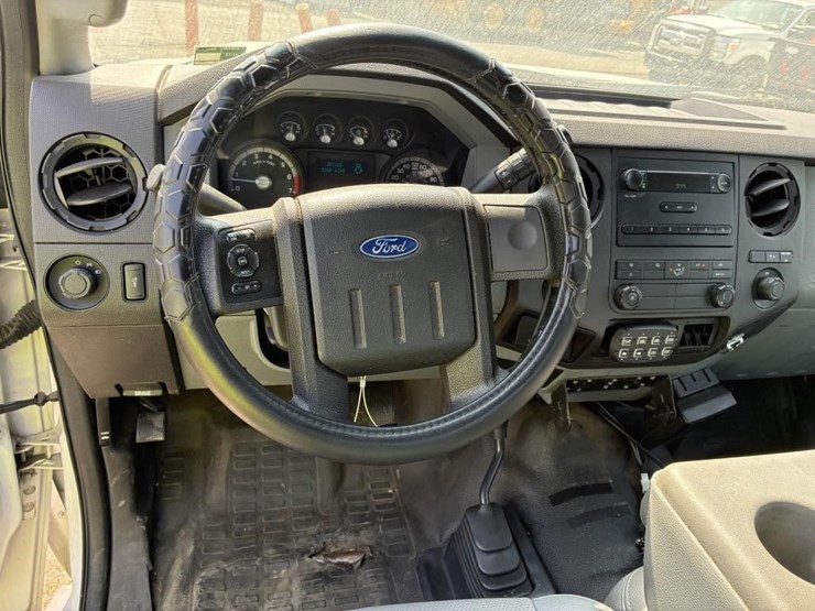 2011-ford-f250-image-16