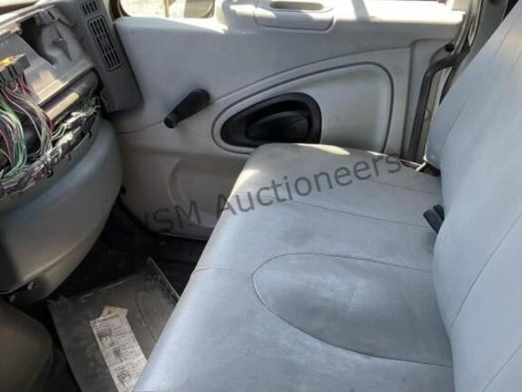 2007-international-durastar-4300-image-24