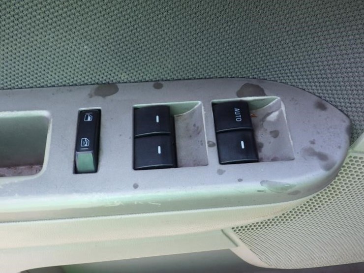 2009-ford-escape-hybrid-image-19