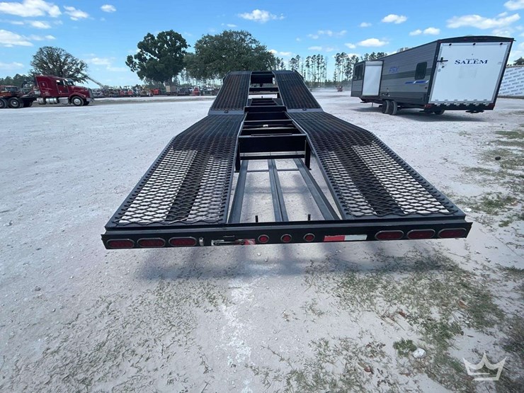 2020-kaufman-47ft.-gooseneck-tri-axle-car-hauler-trailer-image-22
