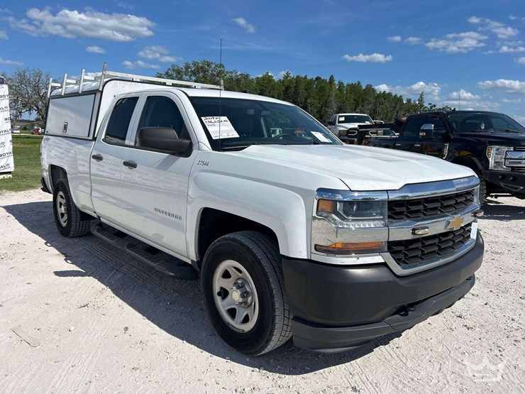 2019-chevrolet-silverado-1500-image-2