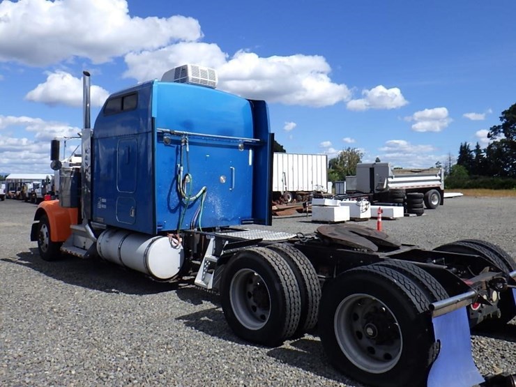 2000-kenworth-w900b-image-5