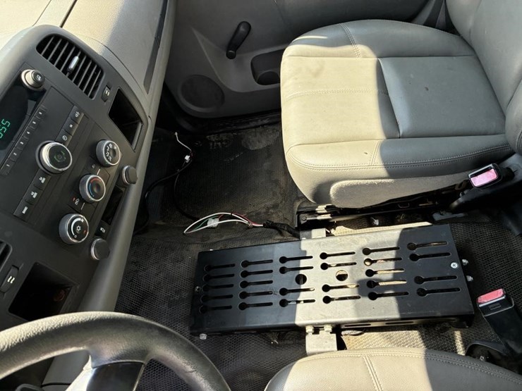 2012-chevrolet-silverado-2500-image-20