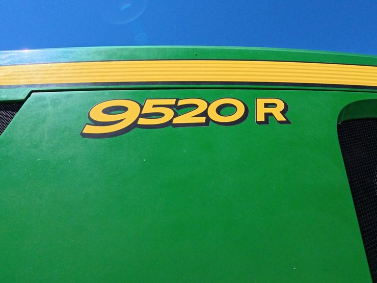 2022-john-deere-9520r-image-34