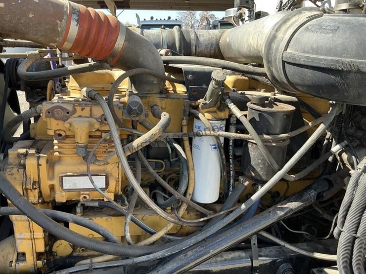 1993-peterbilt-379-image-13