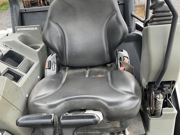 2019-bobcat-e32i-image-13