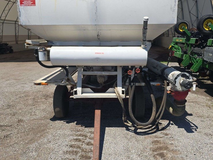 12-ton-adams-fertilizer-tender-on-running-gear,-used-last-fall,-hyd.-drive-controls,-2-compartments,-roll-tarp-image-2