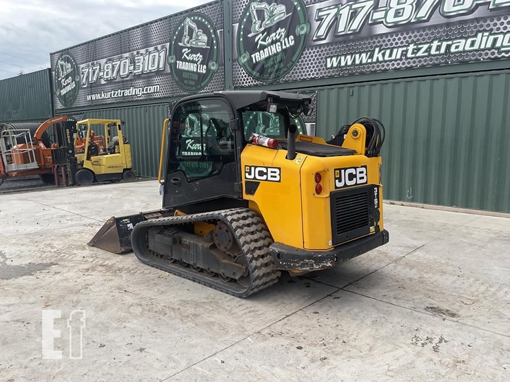 2021-jcb-3ts-8t-image-2